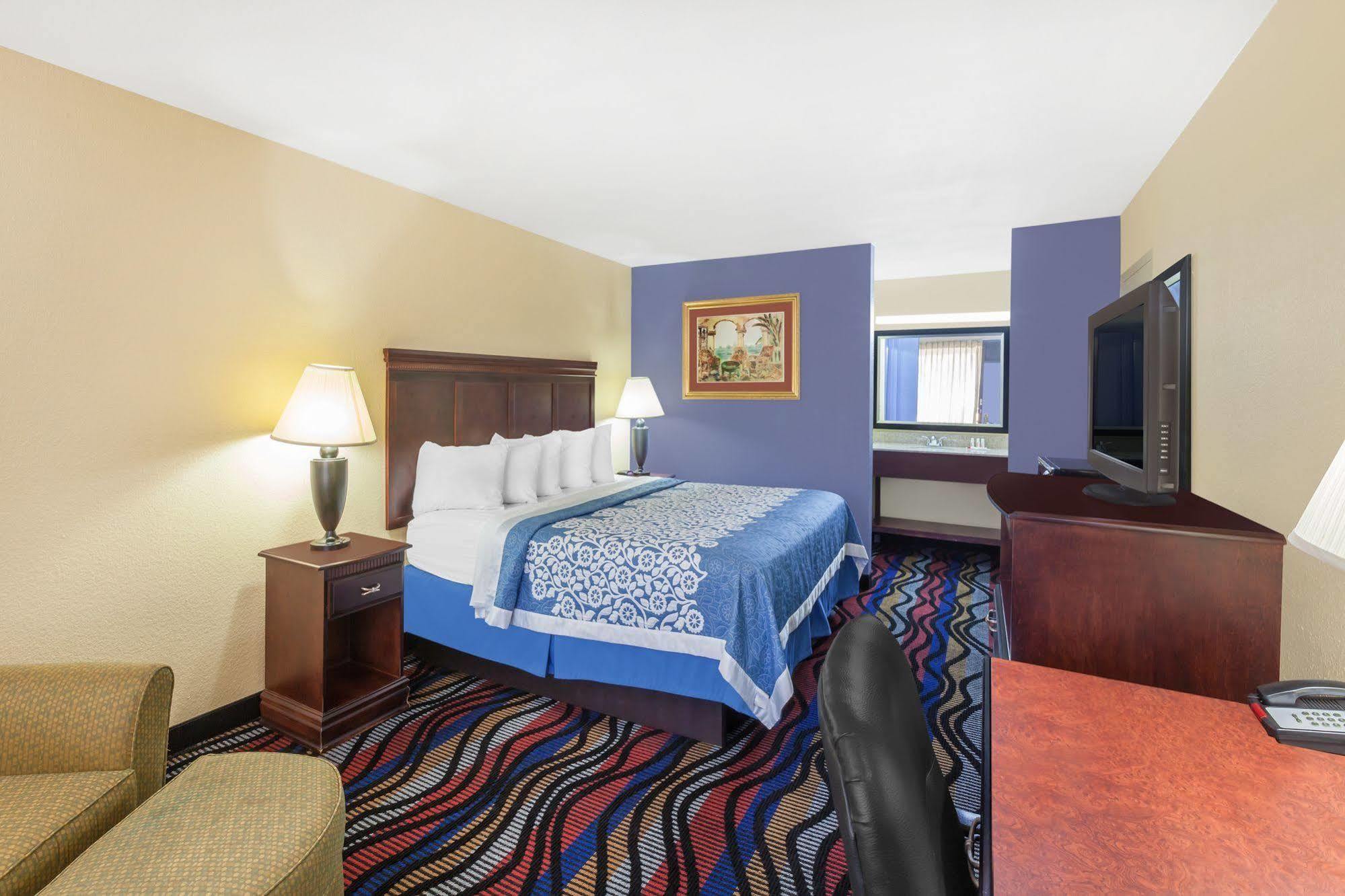 Days Inn By Wyndham Uvalde Dış mekan fotoğraf